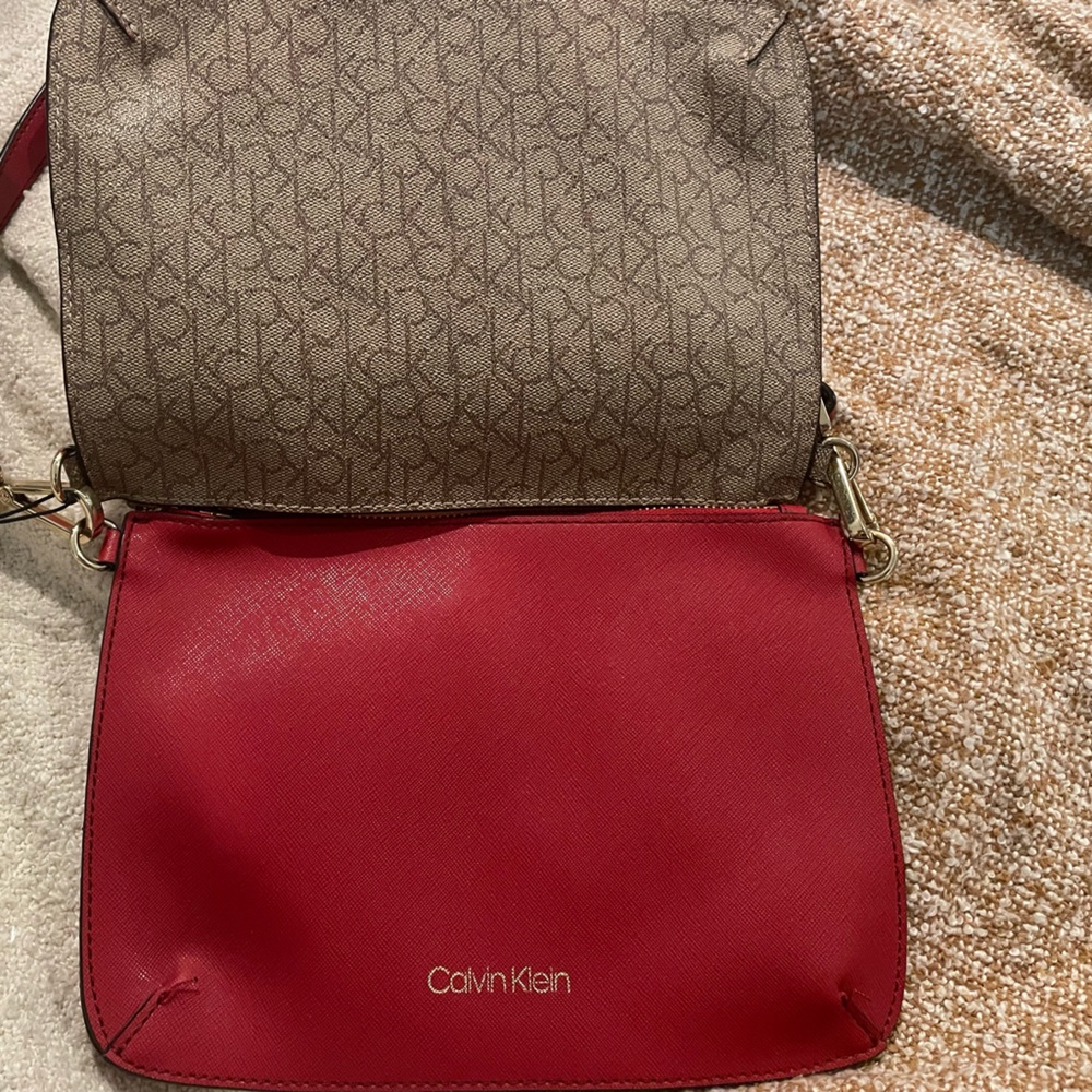 Calvin Klein - convertible red/logo shoulder bag